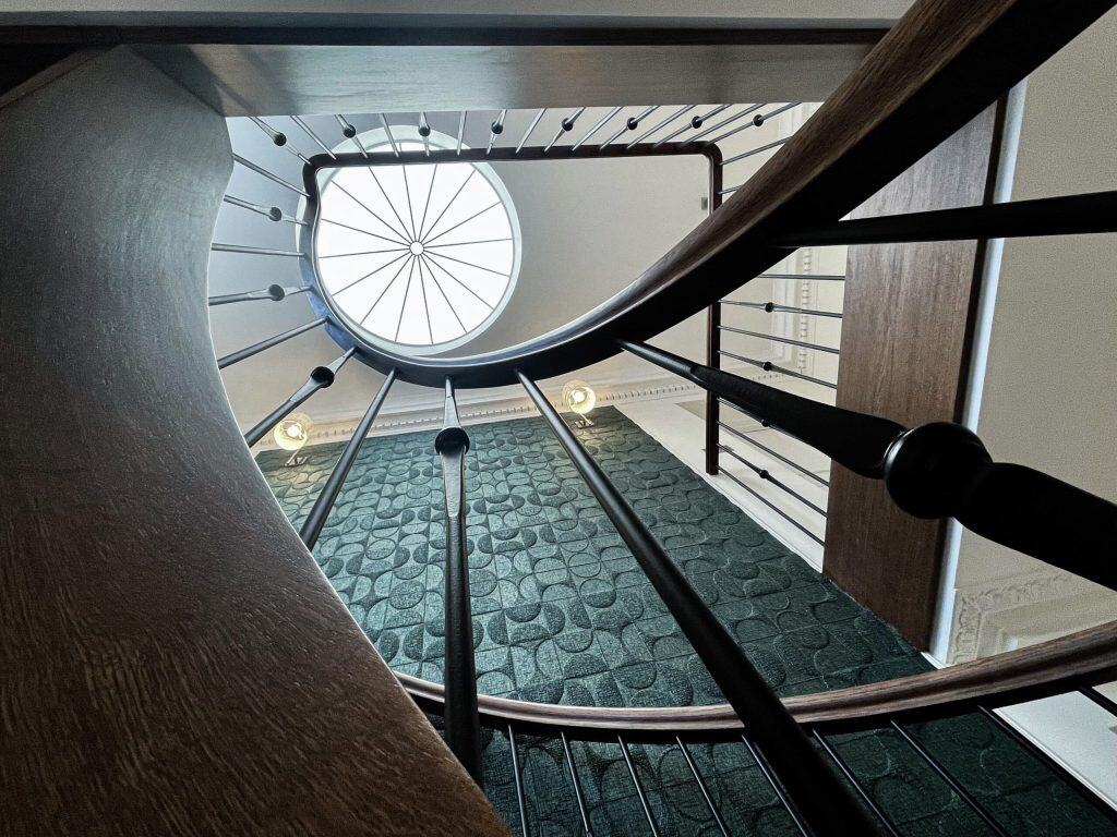 Featured Hyde Park Penthouse Staircase Up Building